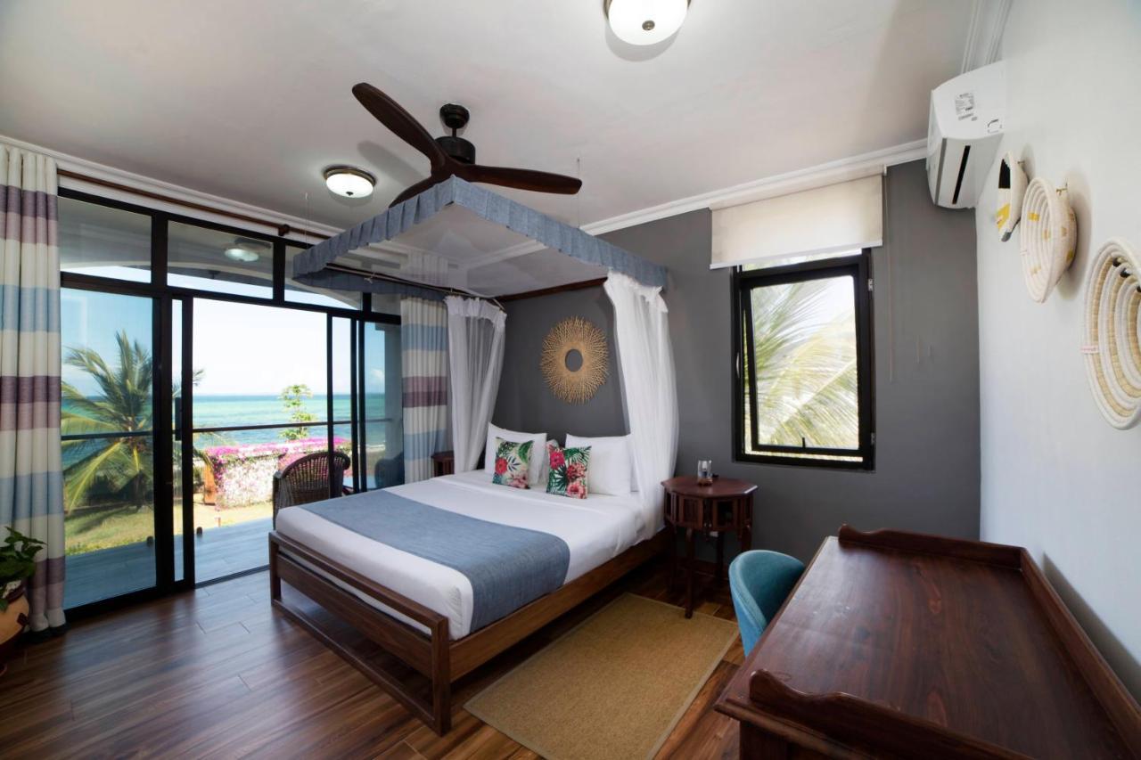 Kena Beach Villas Marumbi Buitenkant foto